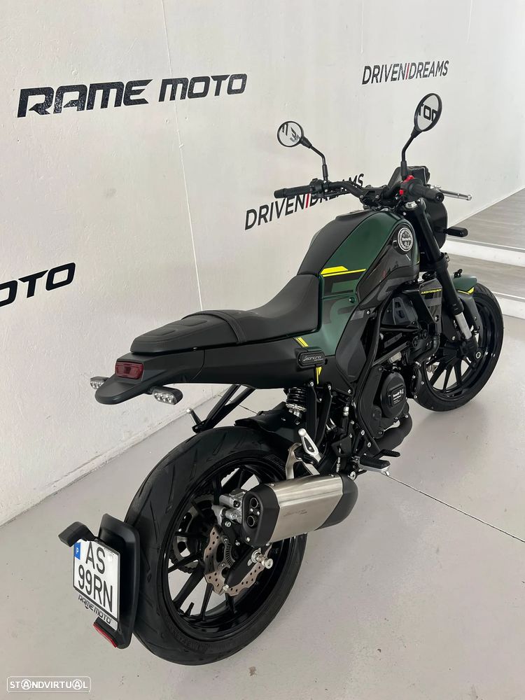 Benelli Leoncino 250 - 13