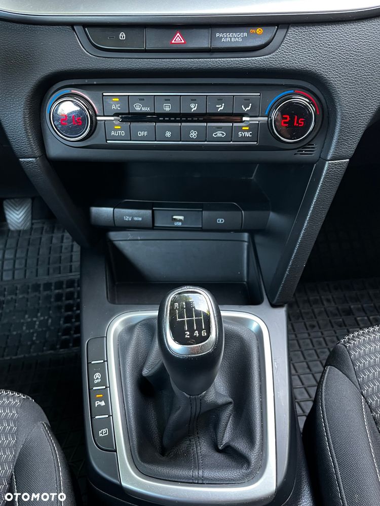 Kia Ceed 1.5 T-GDI M - 27