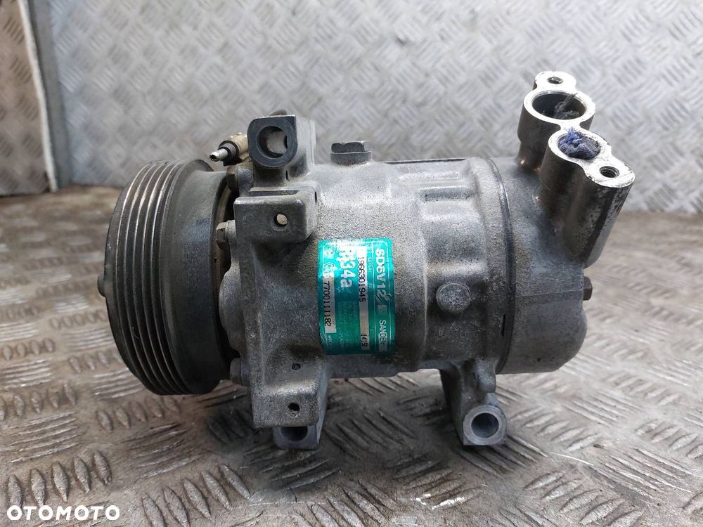 SPRĘŻARKA KOMPRESOR KLIMATYZACJI RENAULT CLIO II 1.2 8V 7700111182 - 1