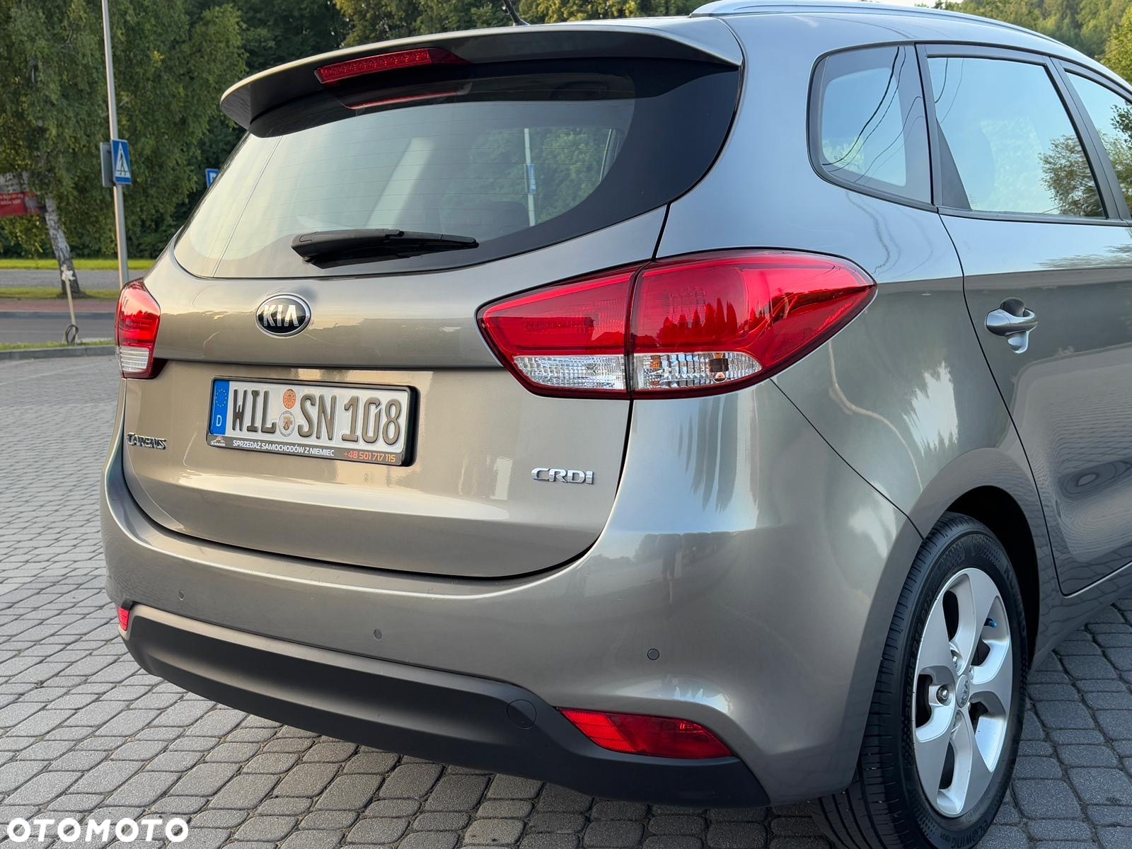 Kia Carens 1.7 CRDi L - 23