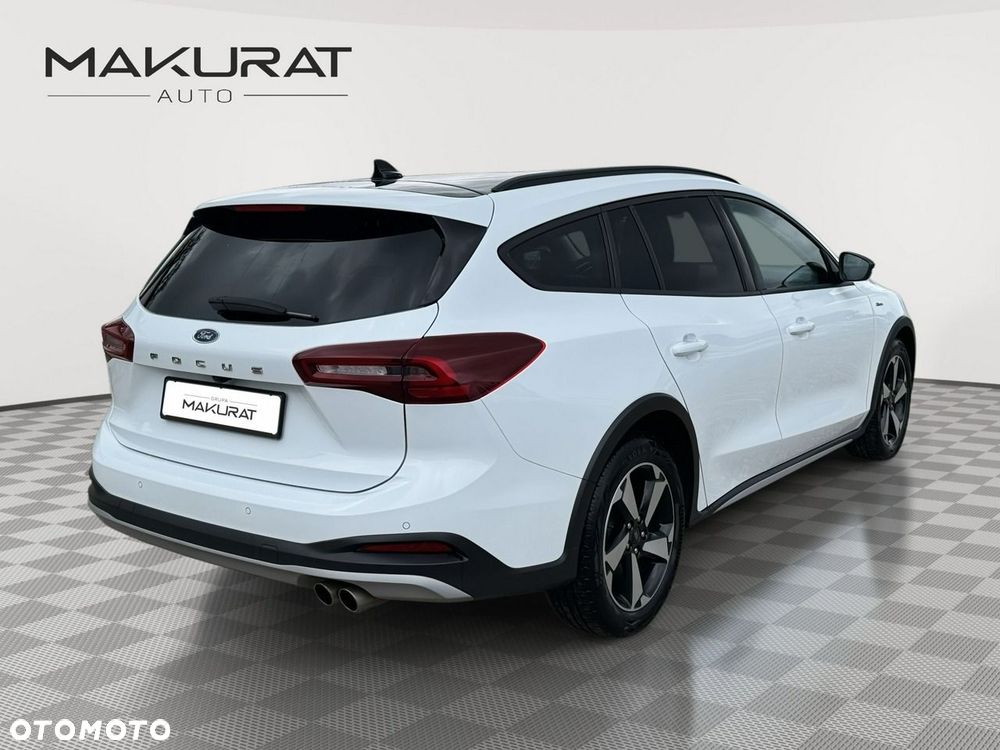 Ford Focus 2024 photo 4