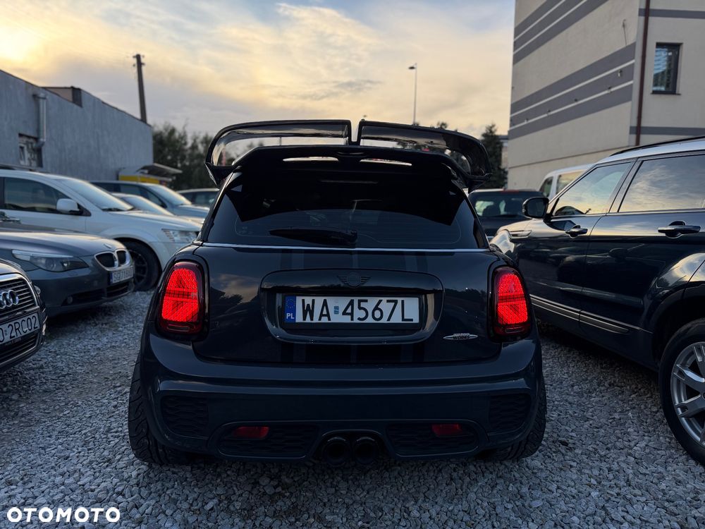 MINI John Cooper Works - 7