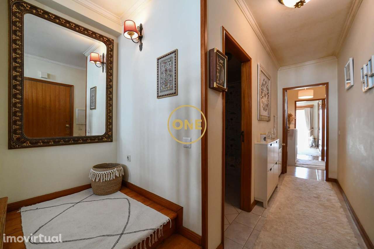 Exelente T2 em plena Nacional 13, no centro da Póvoa de Varzim - Grande imagem: 3/34