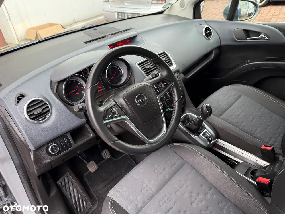 Opel Meriva 1.4 T Cosmo - 12