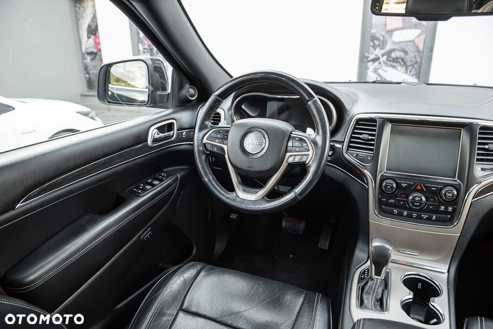 Jeep Grand Cherokee 3.0 CRD Overland Summit EU6 - 29