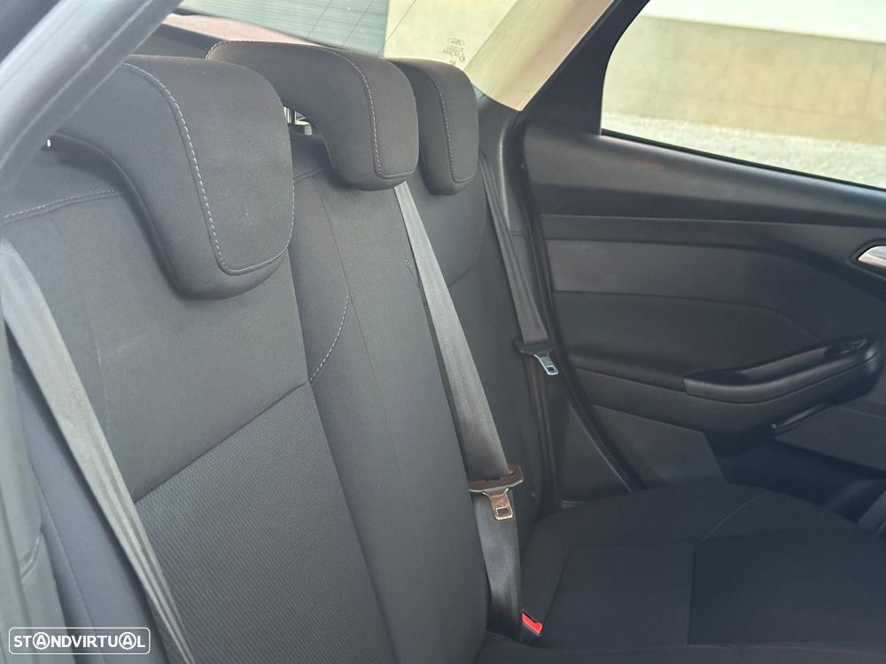 Ford Focus SW 1.5 TDCi Titanium DPS - 15