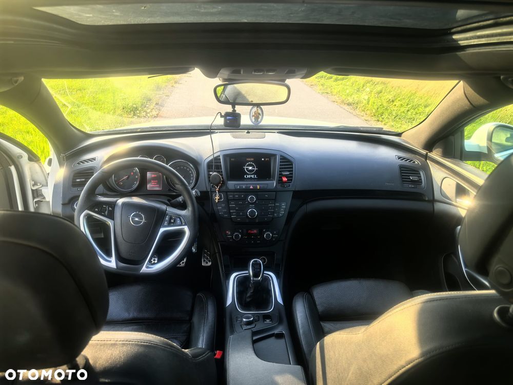 Opel Insignia - 14