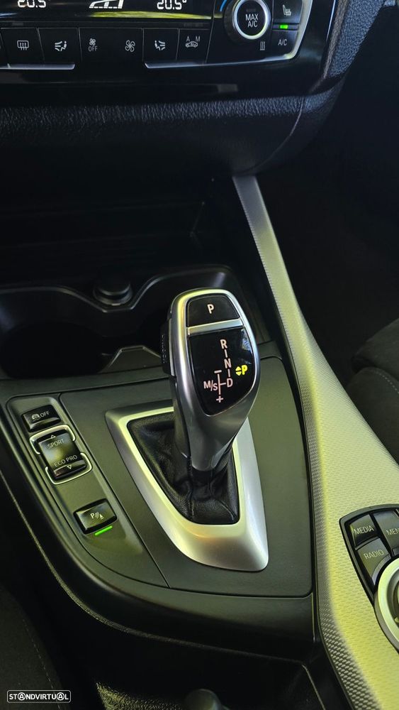 BMW 125 d Pack M - 22