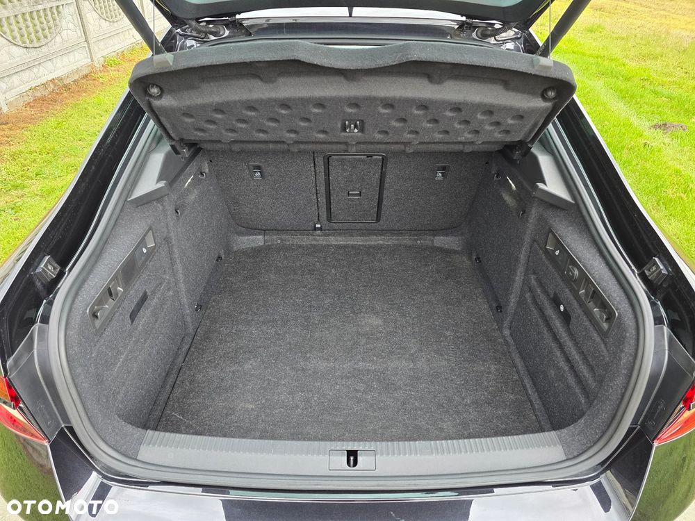 Skoda Superb 2.0 TDI SCR Sportline DSG - 13