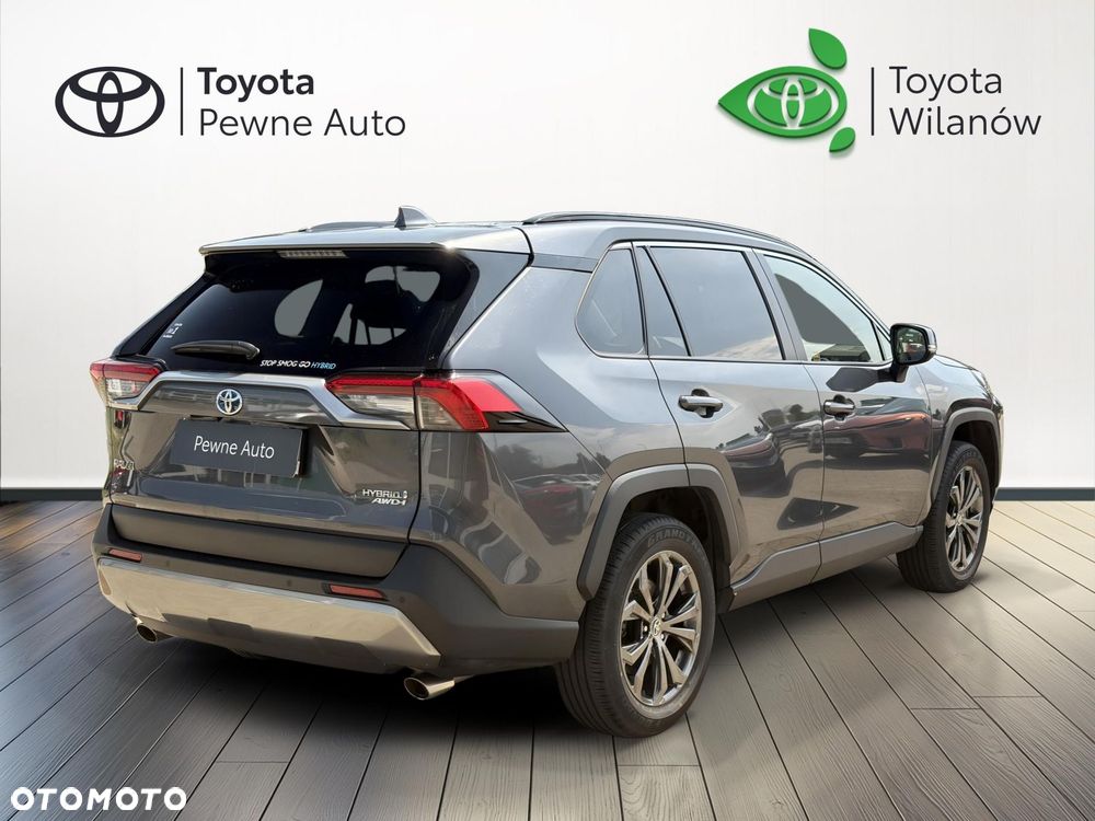 Toyota RAV4 - 6
