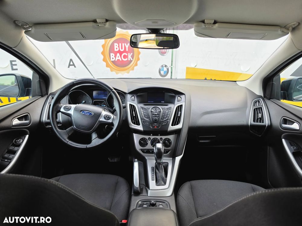 Ford Focus 2.0 TDCI DPF Powershift Titanium - 9
