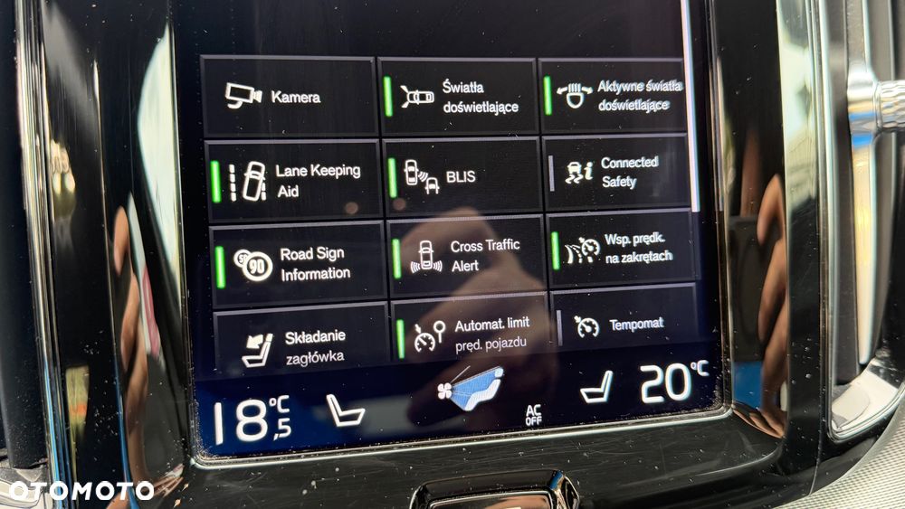 Volvo XC 60 B5 B AWD Geartronic RDesign - 39
