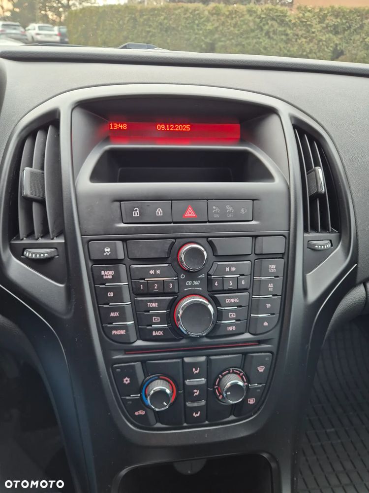 Opel Astra 1.6 Essentia EU6 - 13