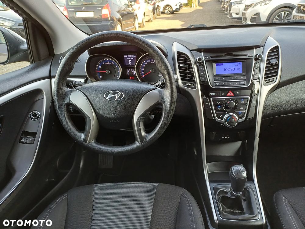 Hyundai i30 1.4 Classic + - 21