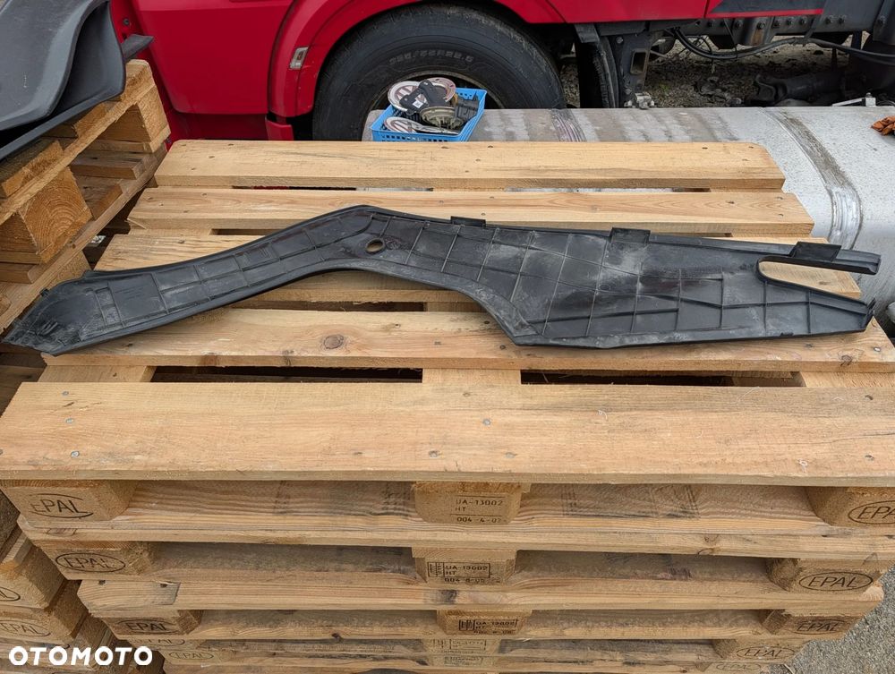 LISTWA OSŁONA MASKOWNICA WANNY PRZÓD TESLA S 100632700E - 3