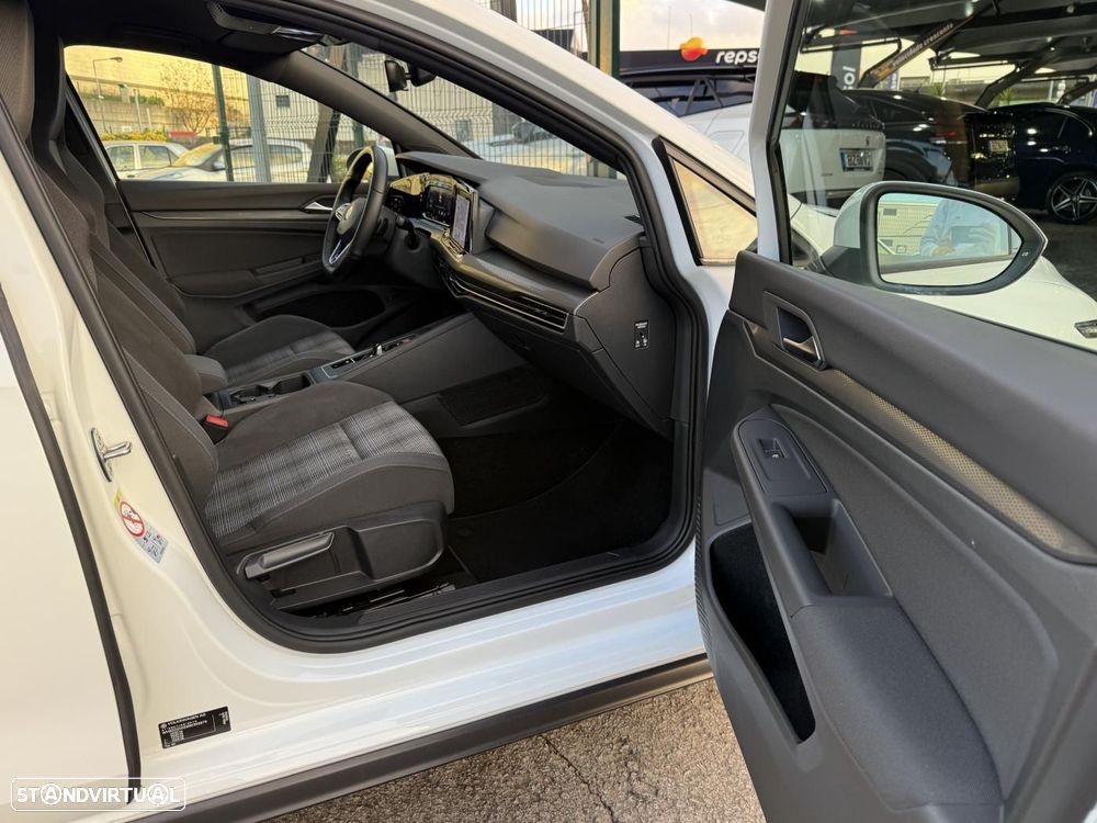 VW Golf 1.4 TSI GTE+ DSG - 41