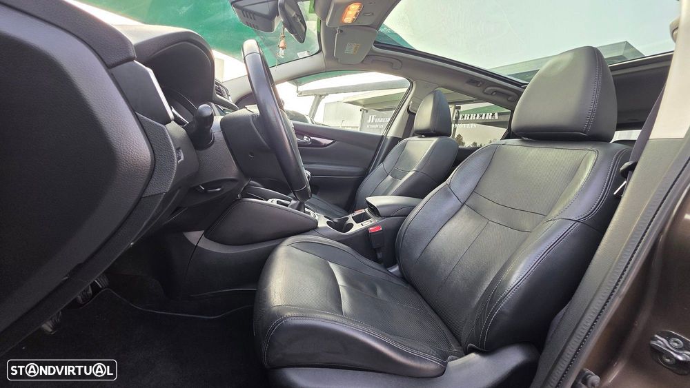 Nissan Qashqai 1.5 dCi N-Connecta 18 - 11