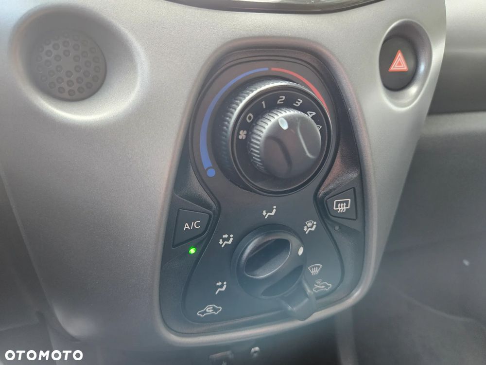 Toyota Aygo 1.0 VVT-i Black Edition - 29
