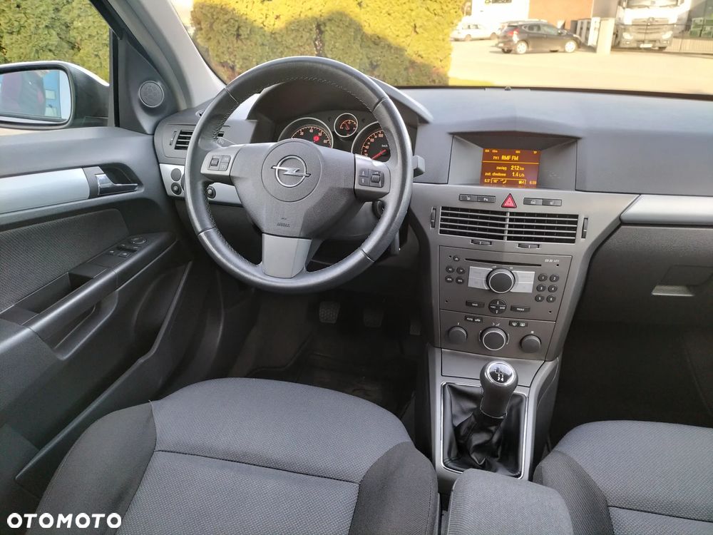 Opel Astra 1.6 Catch me - 6
