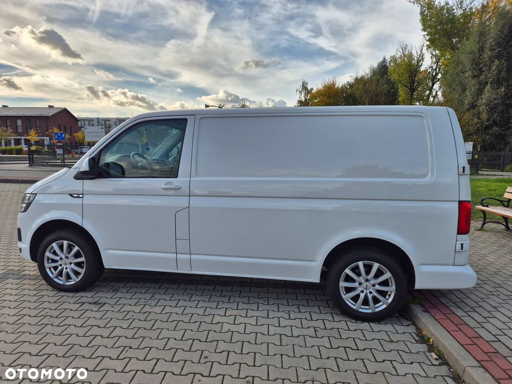 Volkswagen Transporter T6 - 13