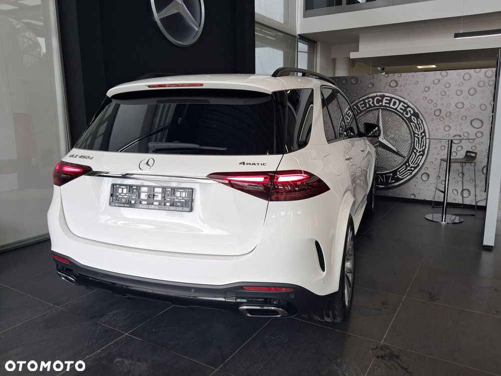 Mercedes-Benz GLE - 24