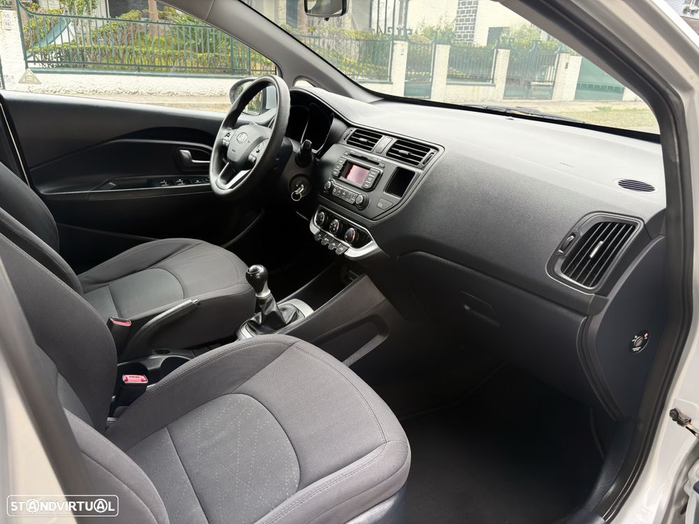 Kia Rio 1.2 CVVT More Edition - 13