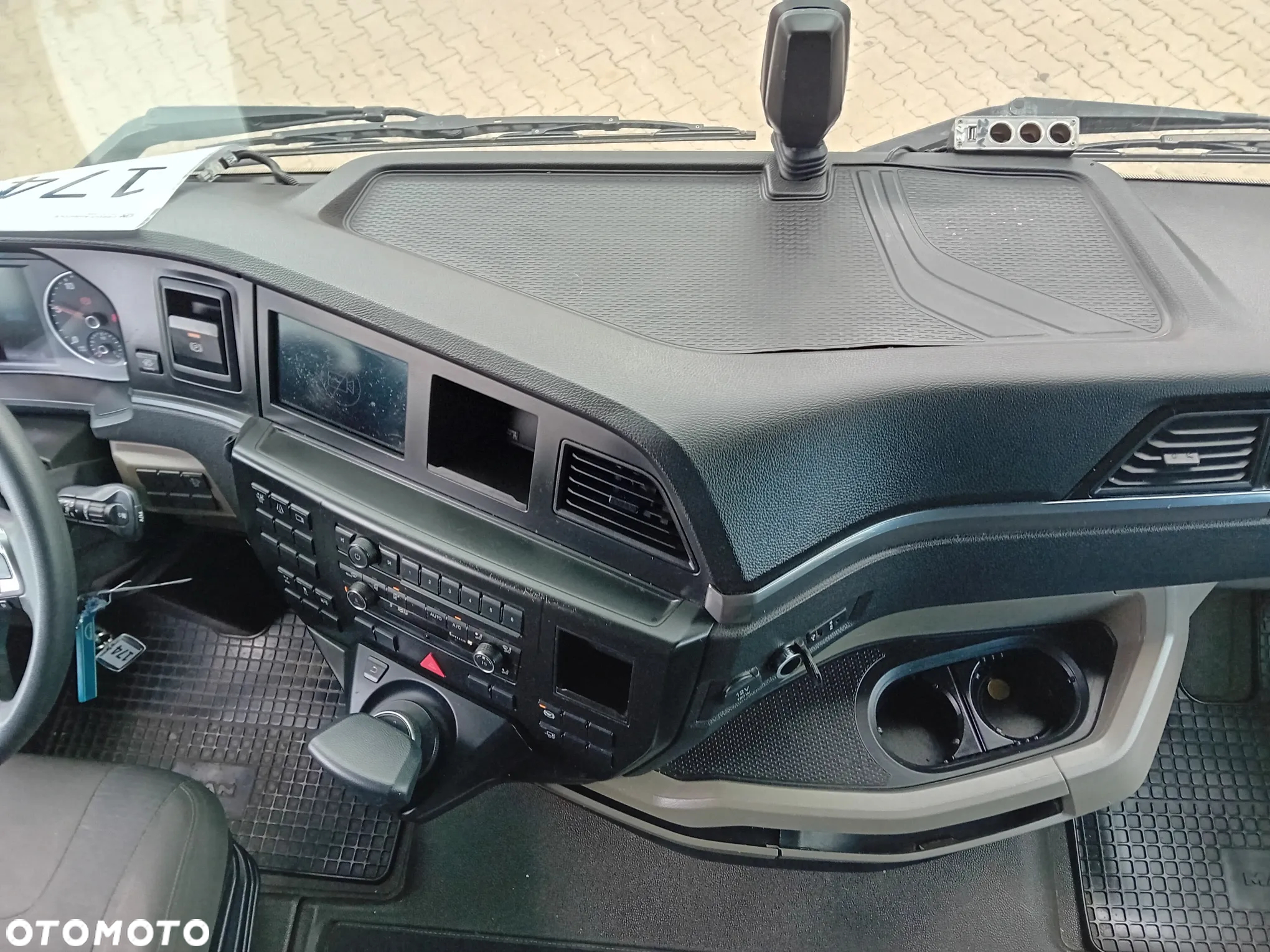 MAN TGX 18.470 BL SA - 13