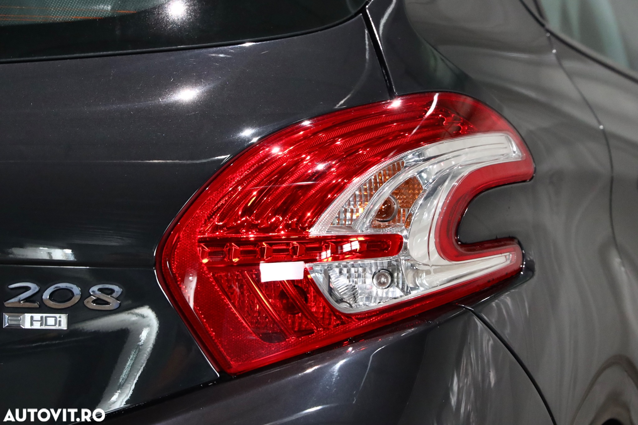 Peugeot 208 1.4 HDi FAP STT Active - 32