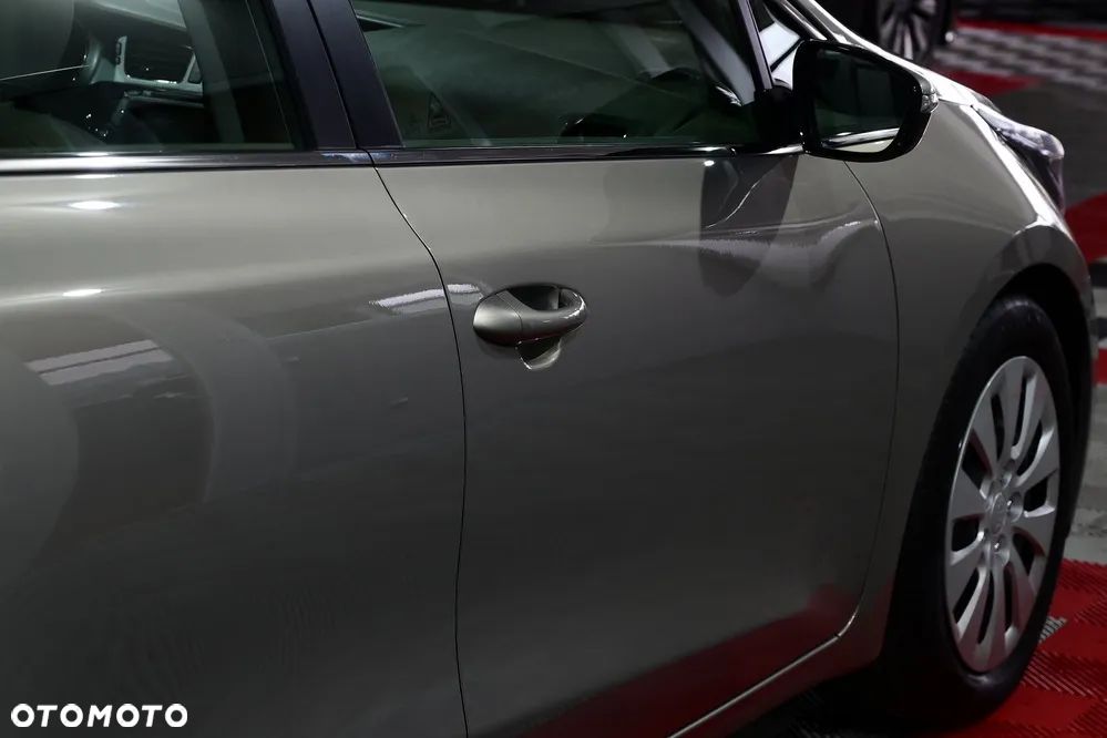 Kia Ceed 1.6 CRDi M - 38