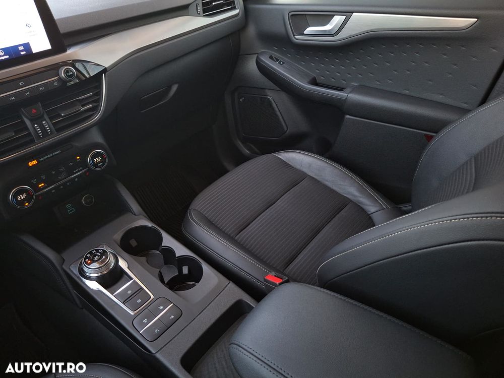 Ford Kuga 2.0 EcoBlue A8 AWD Titanium X - 34