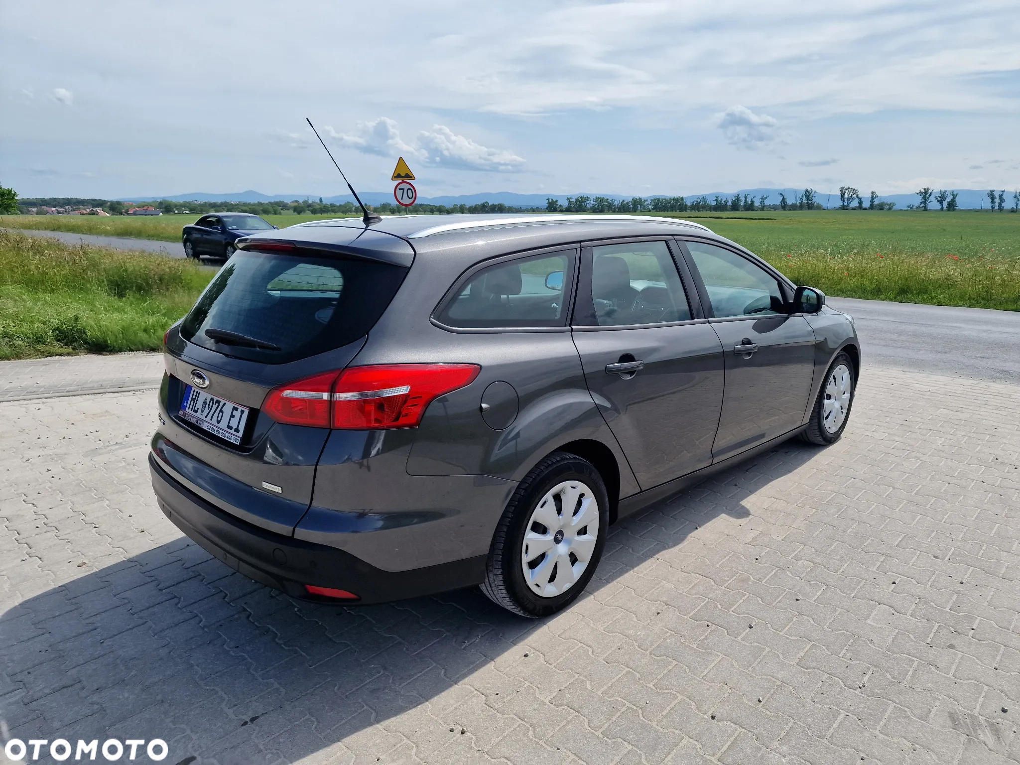 Ford Focus 1.0 EcoBoost Trend Edition - 9