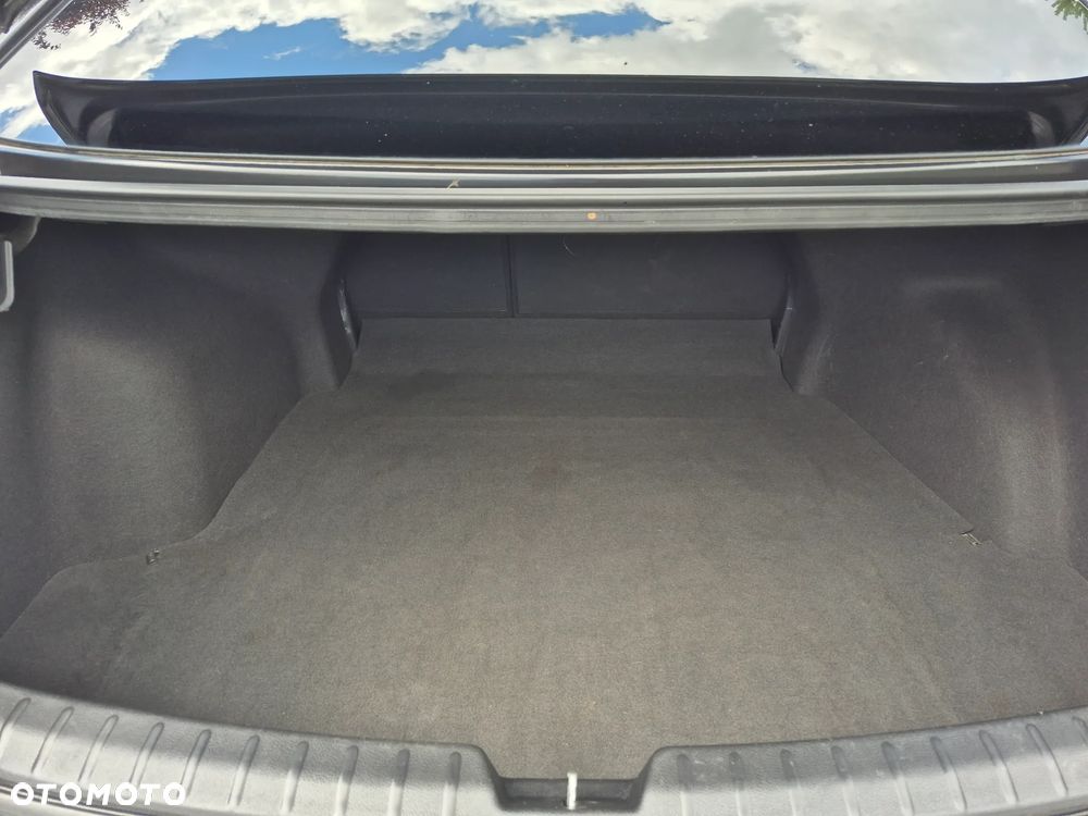 Hyundai i40 2.0 GDI Premium - 16