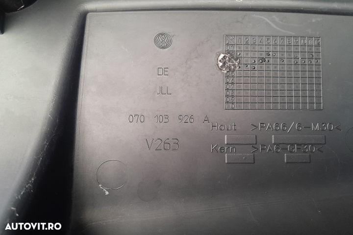 Capac motor 070103926A 070103926A Volkswagen VW Touareg generatia 1 7 - 3