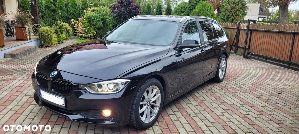 BMW Seria 3 320d Touring - 1