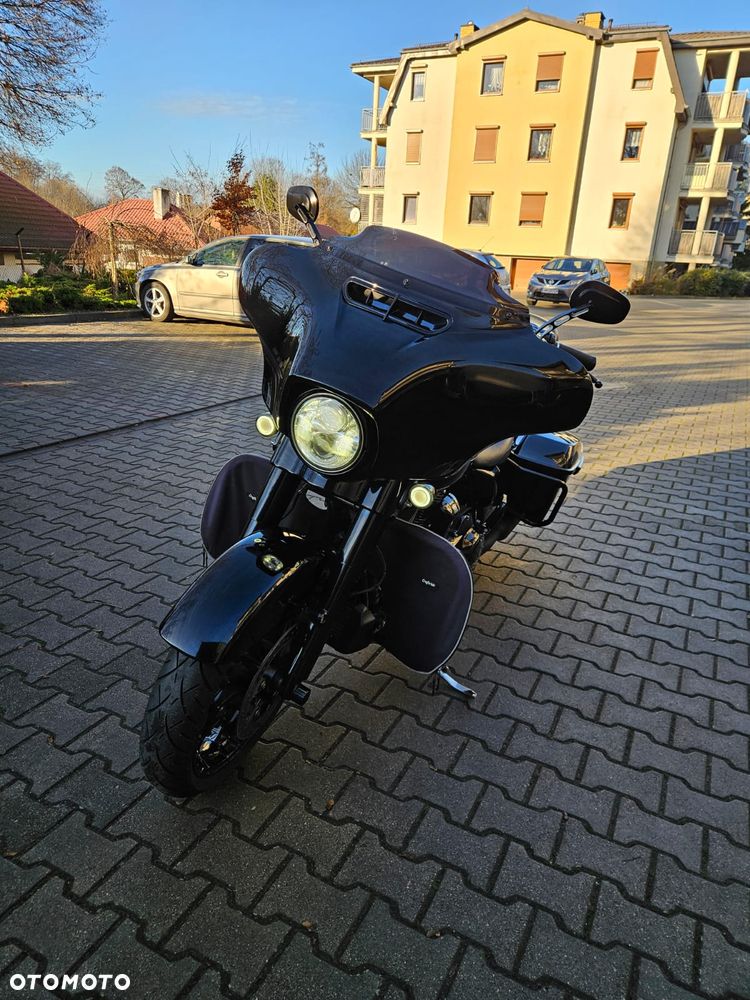 Harley-Davidson Touring Street Glide - 7