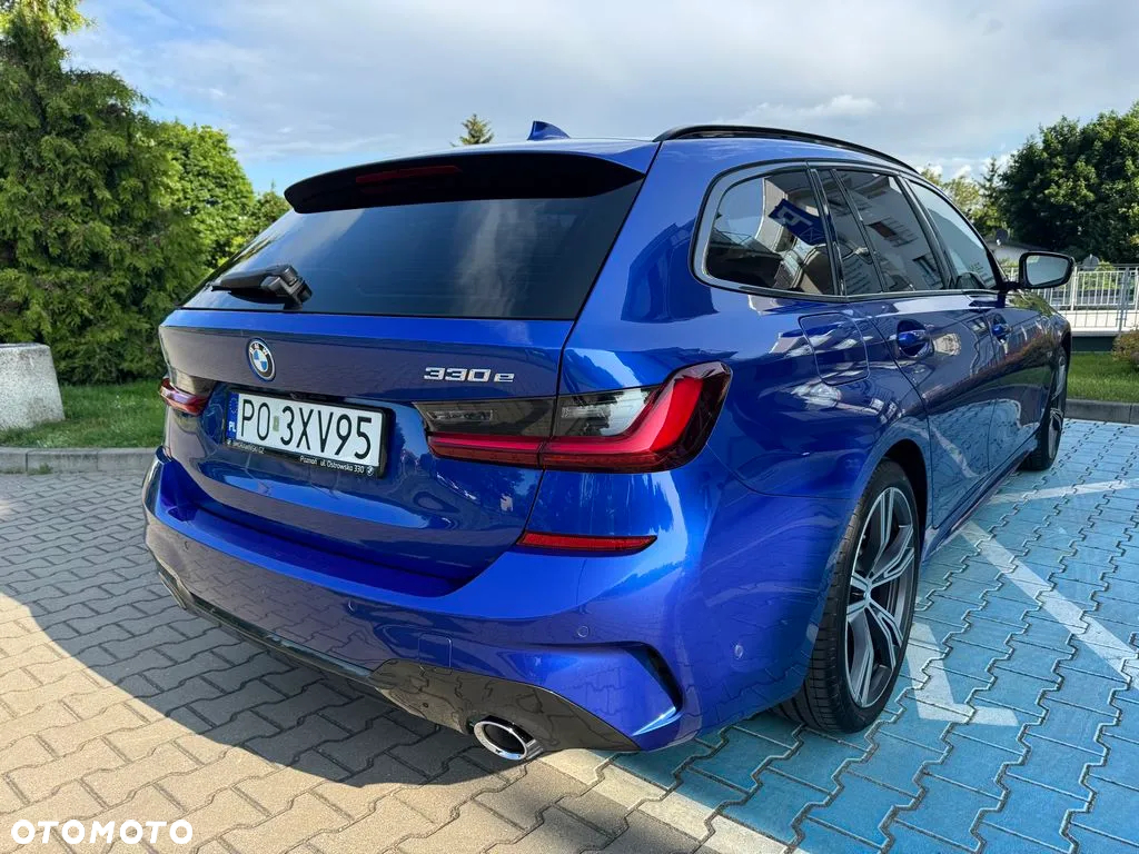 BMW Seria 3 330e M Sport sport - 8