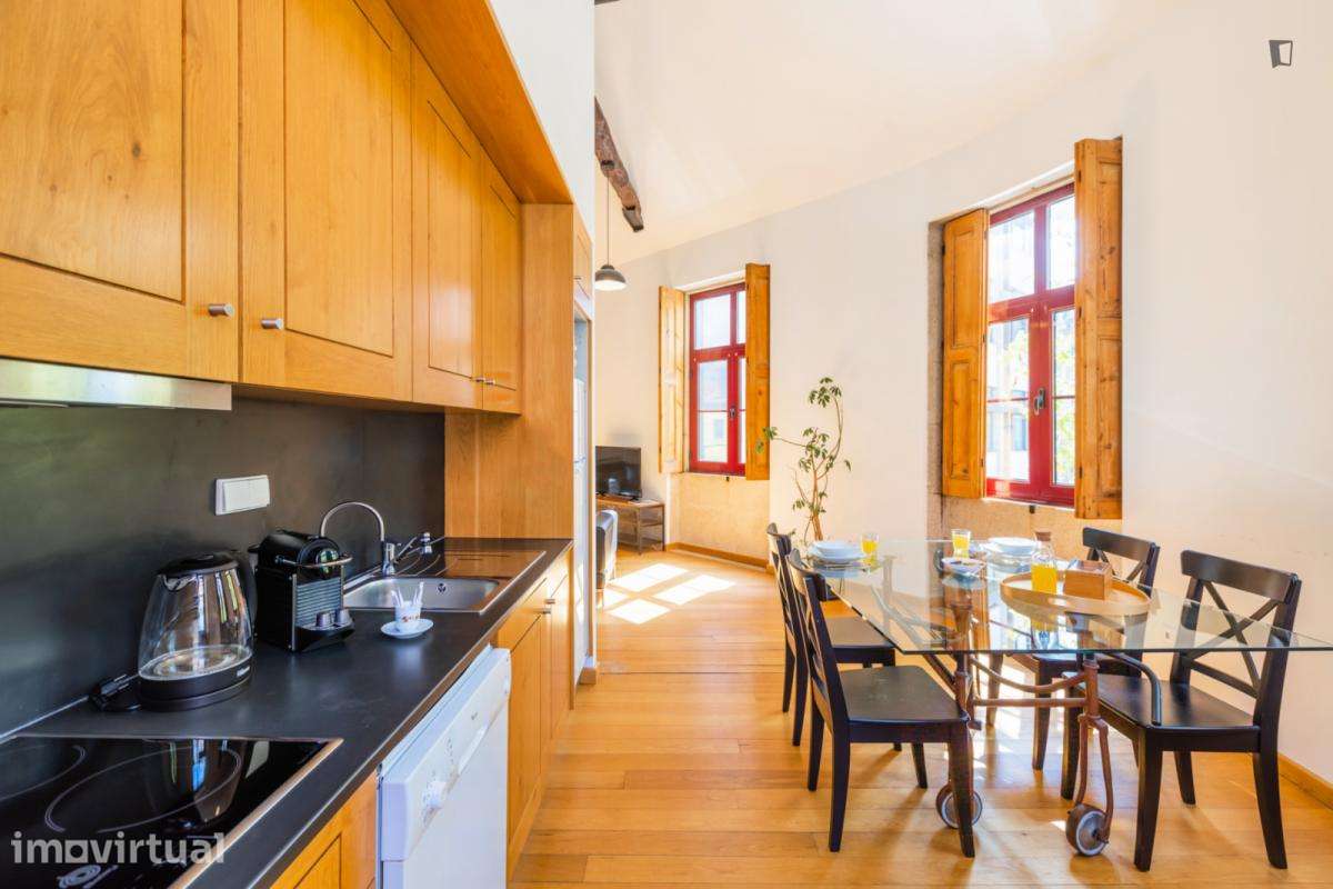 Apartamento com 2 quartos - localizado em Santo Ildefonso Porto - Grande imagem: 4/40