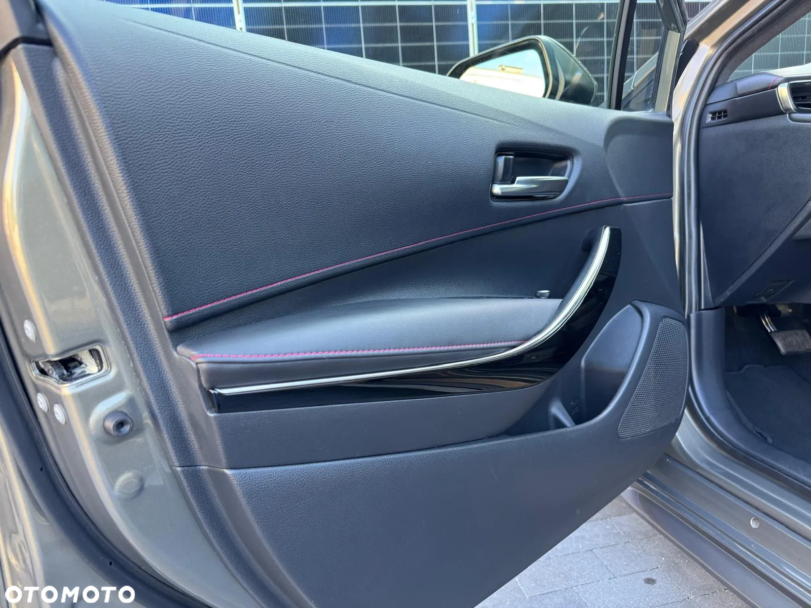 Suzuki Swace 1.8 Hybrid Premium Plus CVT - 11