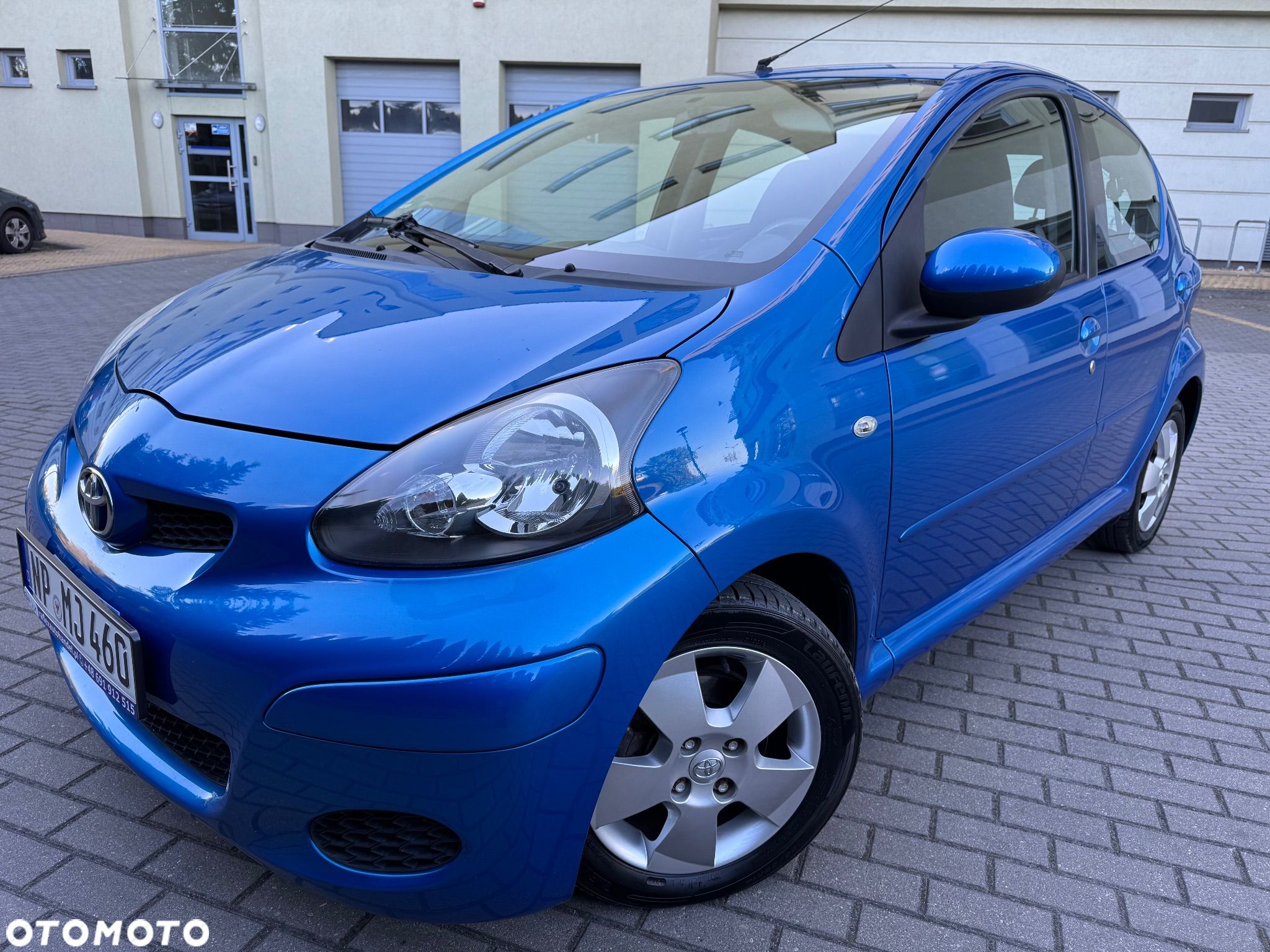 Toyota Aygo 1.0 VVT-i Sol MM - 1