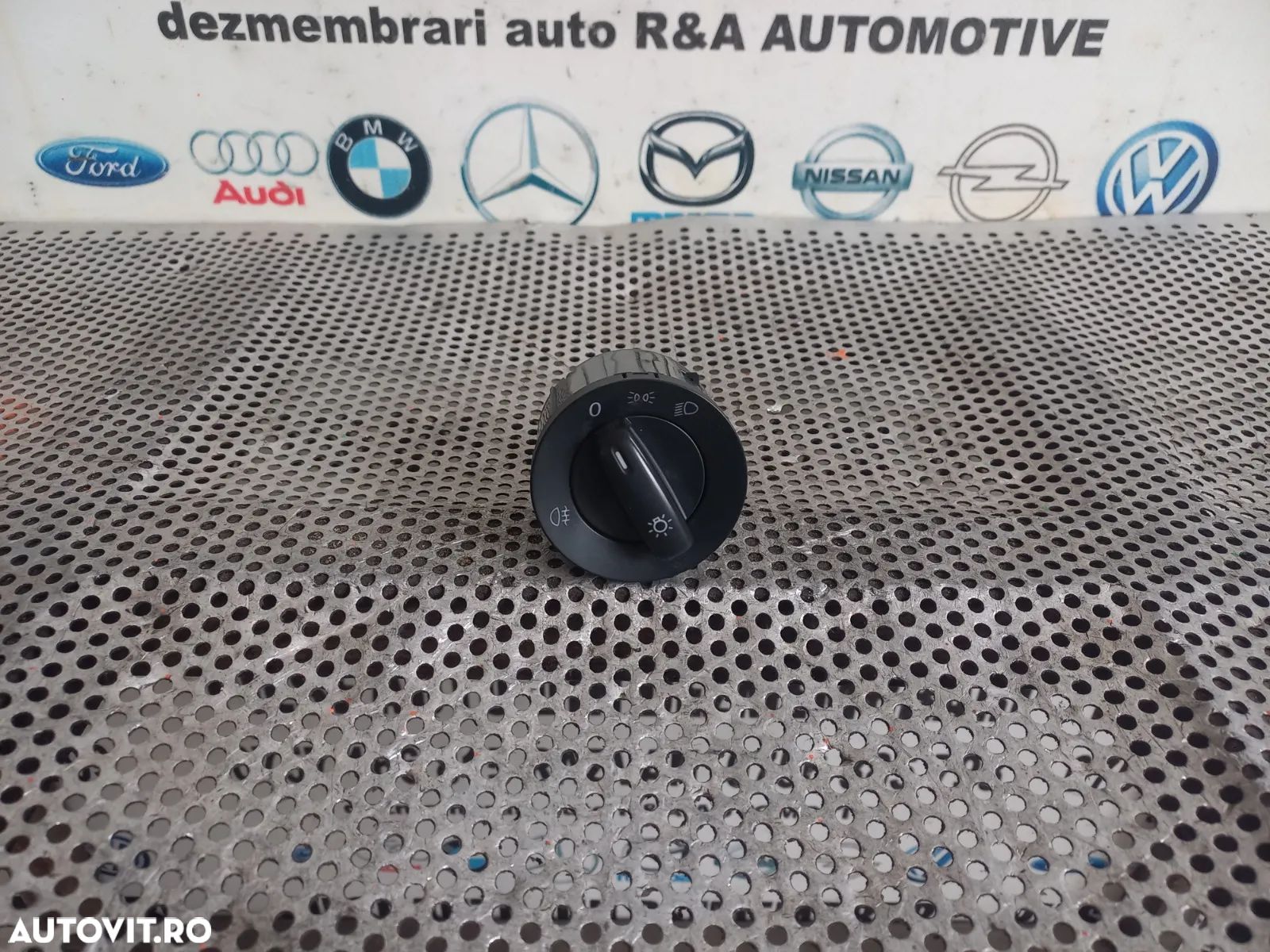 Bloc Lumini Vw Golf 5 Jetta Caddy Passat Touran Cod 1KBB - 1