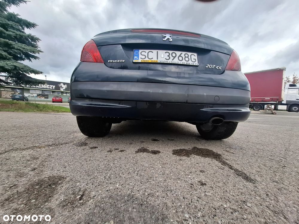 Peugeot 207 CC 1.6 Intense - 11