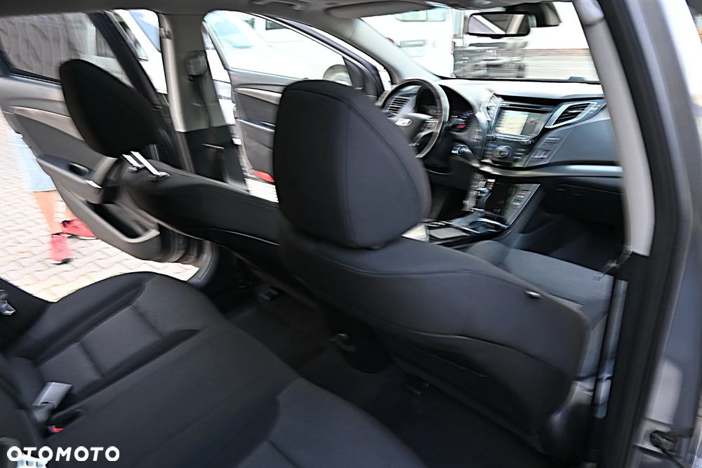 Hyundai i40 1.7 CRDi Premium DCT - 38