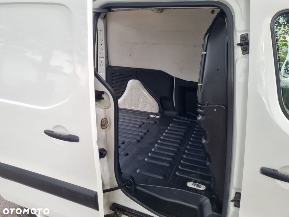 Citroën Berlingo Super Stan Tylko 156 tyś km Klima Hak - 18
