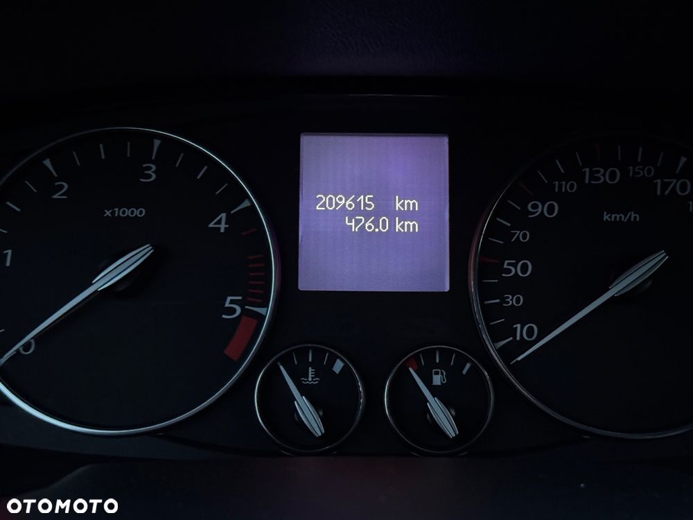 Renault Laguna 2.0 dCi Tech Run - 13