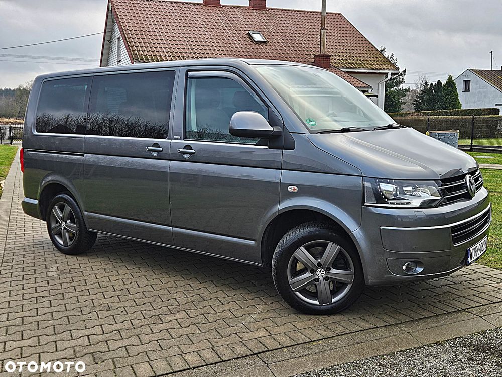 Volkswagen Multivan - 11