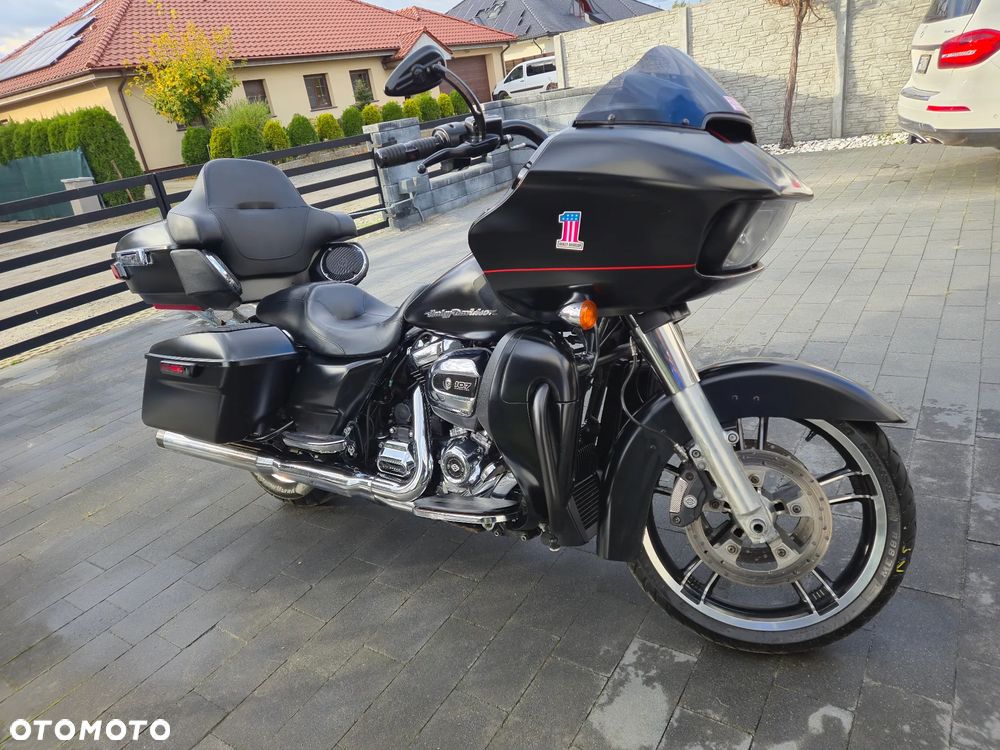 Harley-Davidson Touring Road Glide - 22