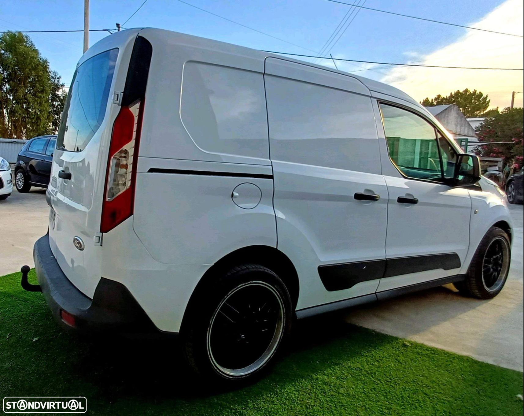 Ford Transit Connect 1.6 TDCi 200 L1 Ambiente - 4