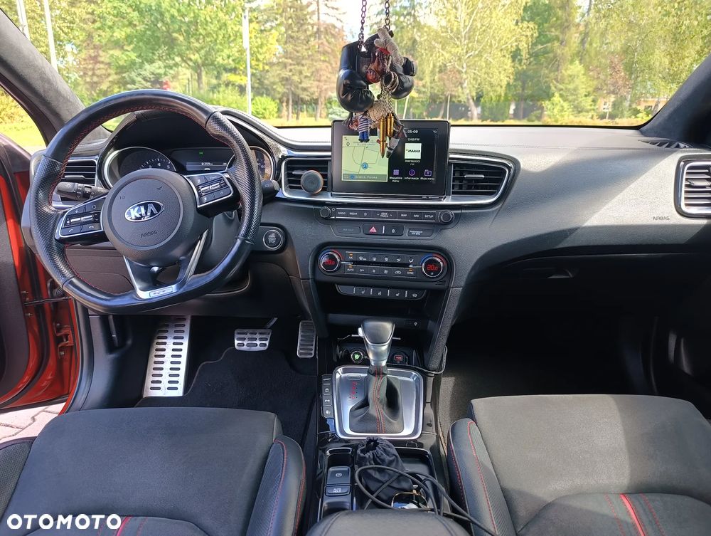 Kia ProCeed 1.6 T-GDI GT DCT - 24