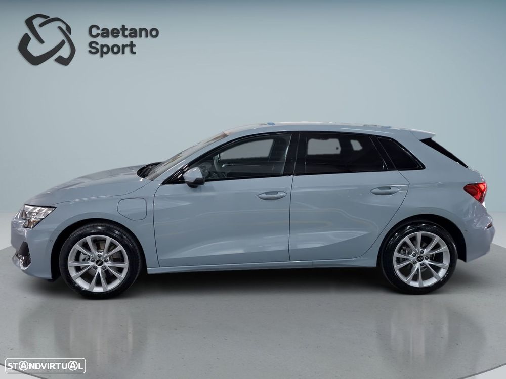 Audi A3 Sportback - 6