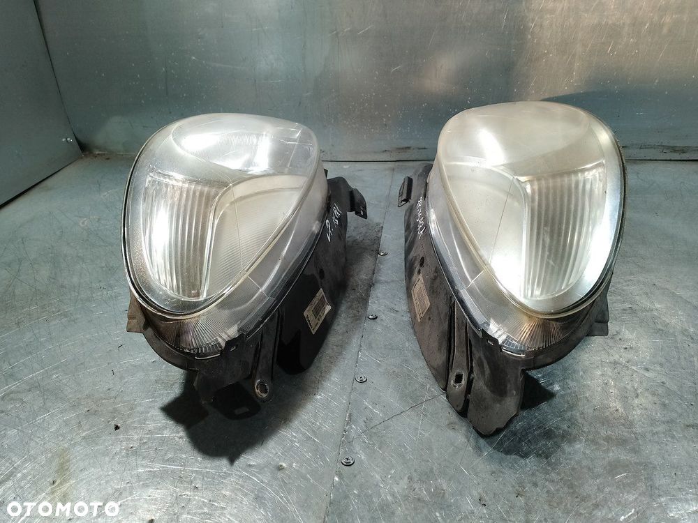 LAMPY PRZÓD KOMPLET CITROEN XSARA PICASSO 9649557480   9649557380  89310170 - 9